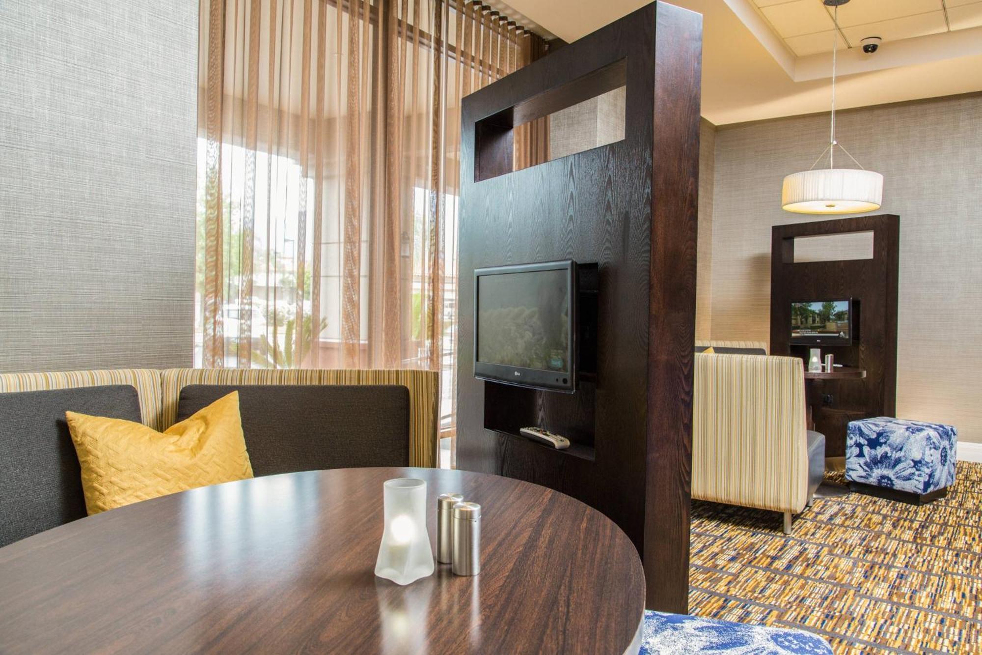 คอร์ตยาร์ด ลอสแองเจลิส พาซาเดนา/มอนโรเวีย Hotel ภายนอก รูปภาพ